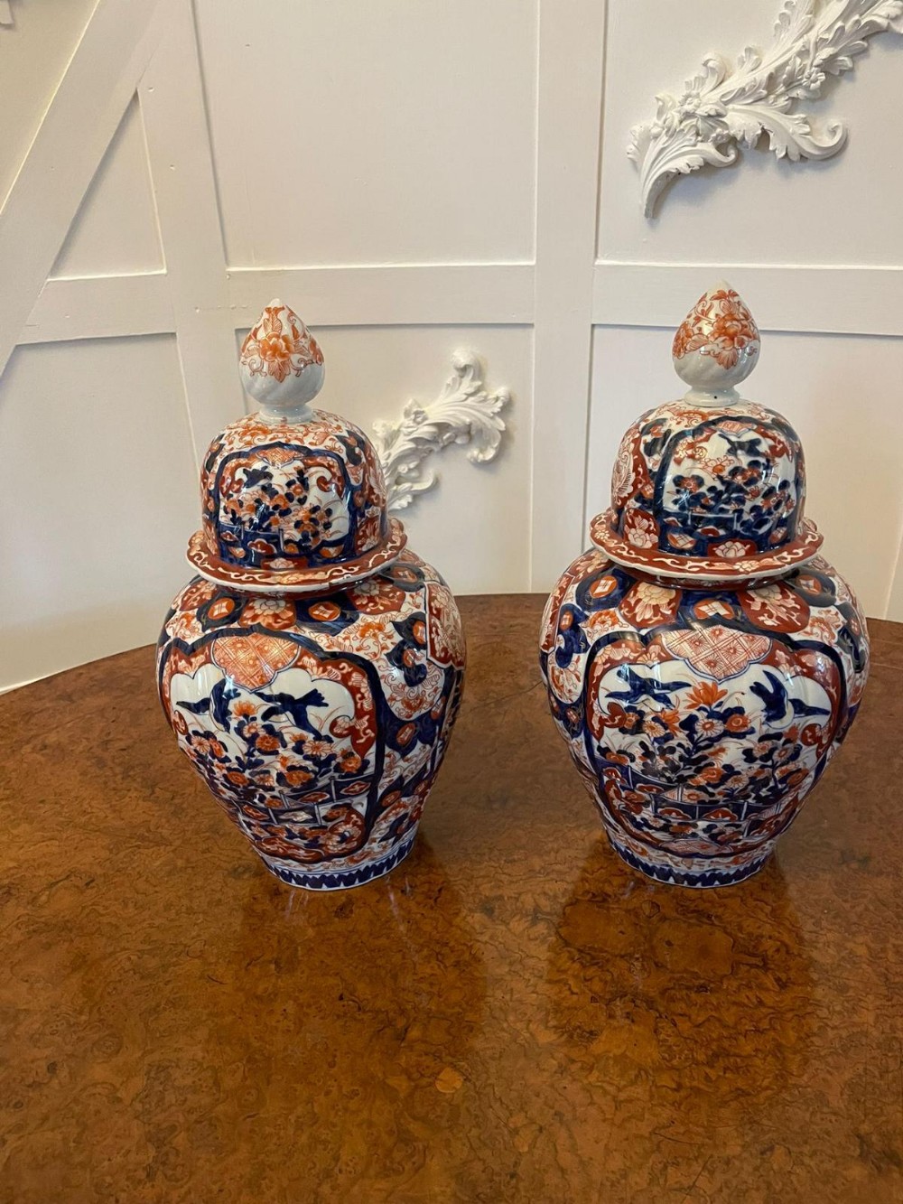 Fine Quality Pair of Antique Japanese Imari Lidded Vases 
