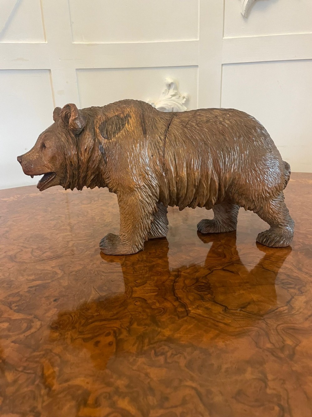 Large Antique 19th Century Quality Carved Black Forest Bear 