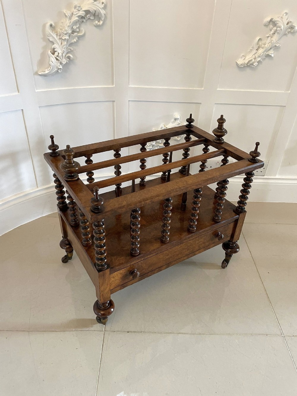 Large Fine Quality Antique Victorian Burr Walnut Canterbury