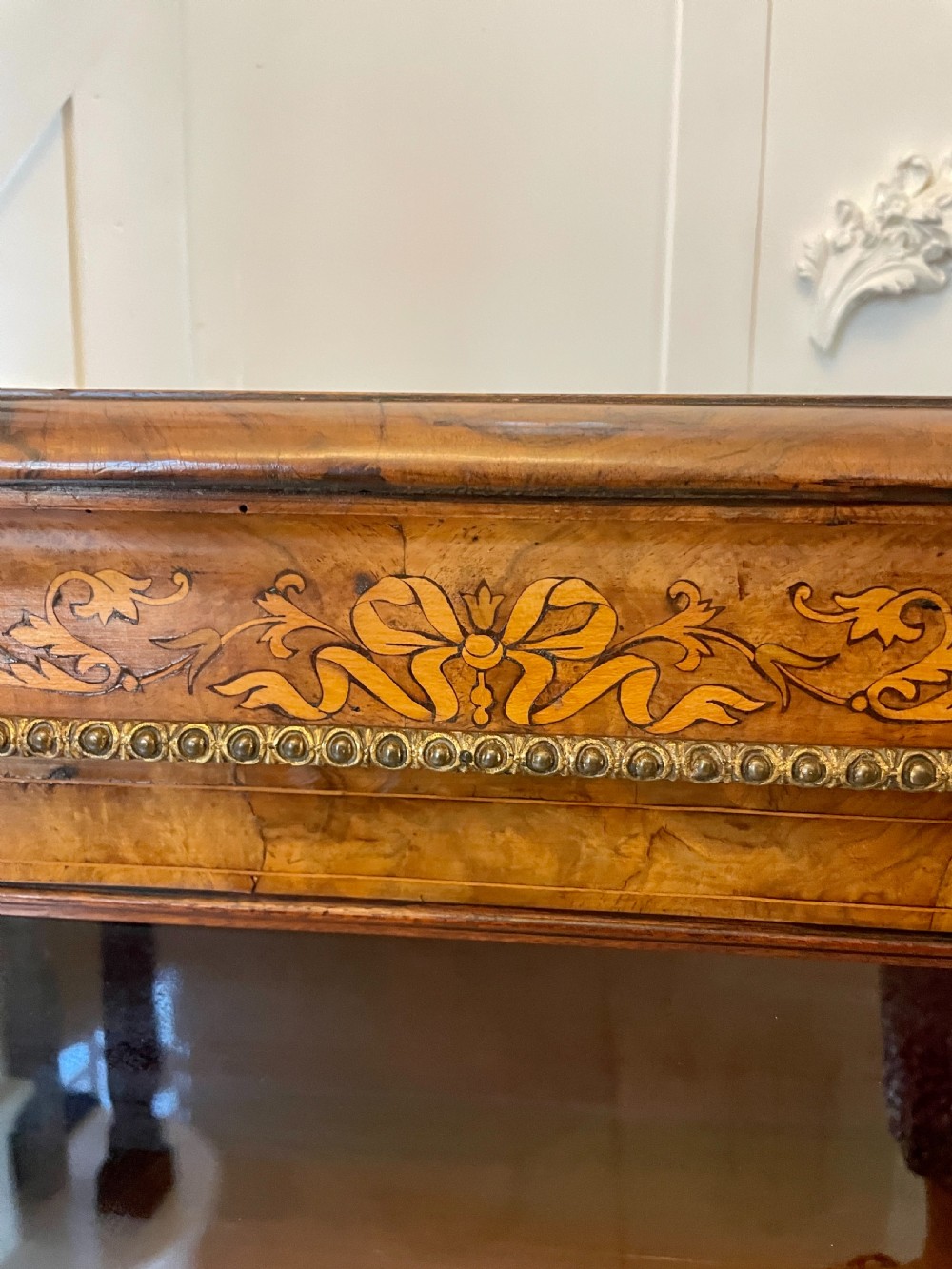 Outstanding Quality Antique Victorian Burr Walnut Marquetry Inlaid Credenza/Sideboard by Edwards and Roberts of London View XV