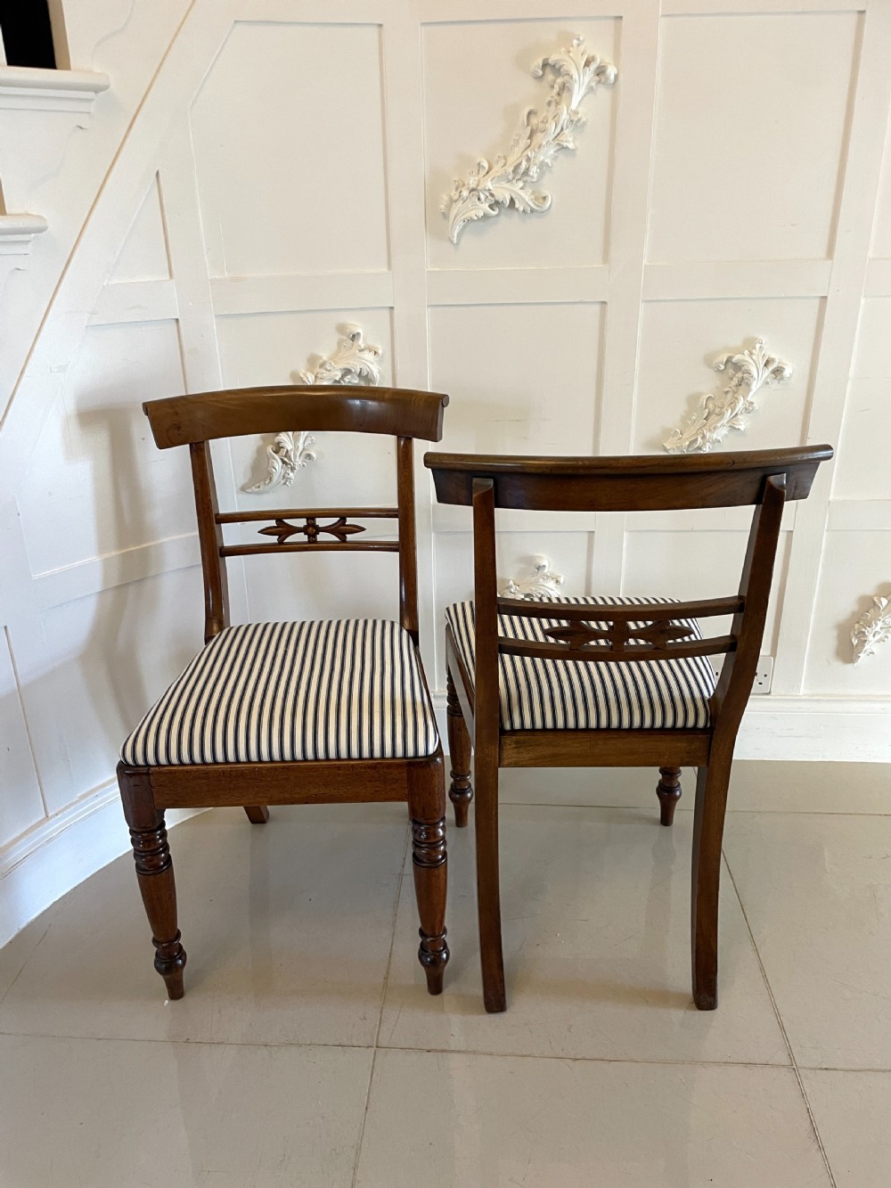 Set of 8 Antique Regency Quality Mahogany Dining Chairs  View XIV