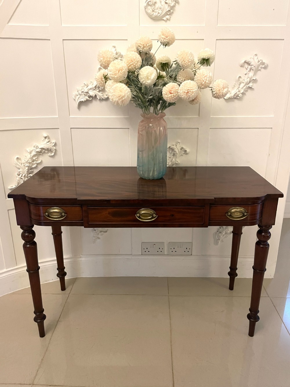 Antique George III Quality Figured Mahogany Side/Console Table  View III