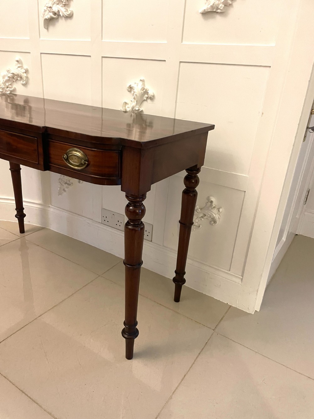 Antique George III Quality Figured Mahogany Side/Console Table  View XII
