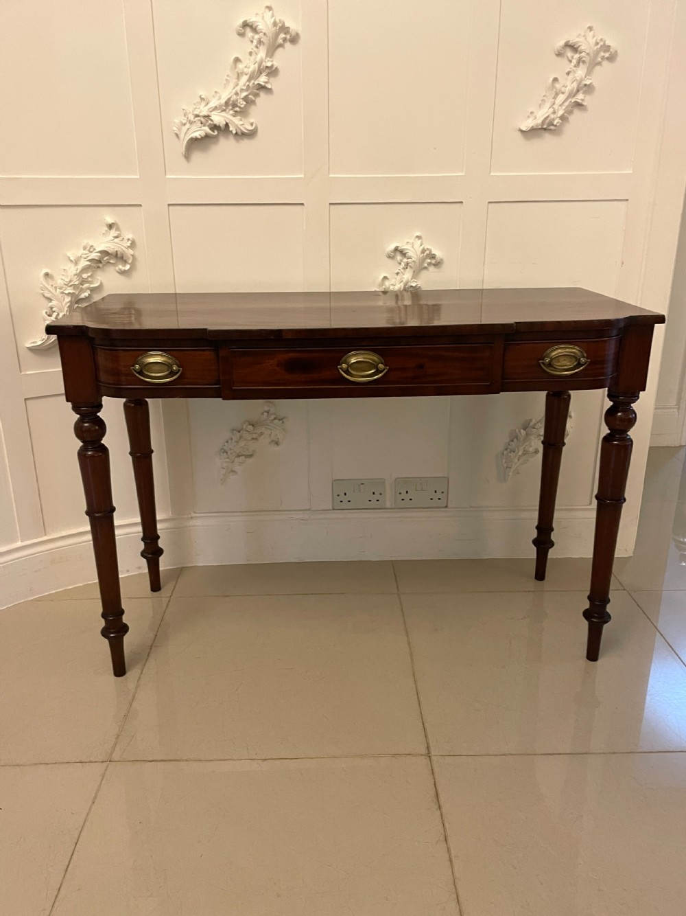 Antique George III Quality Figured Mahogany Side/Console Table  View XIII