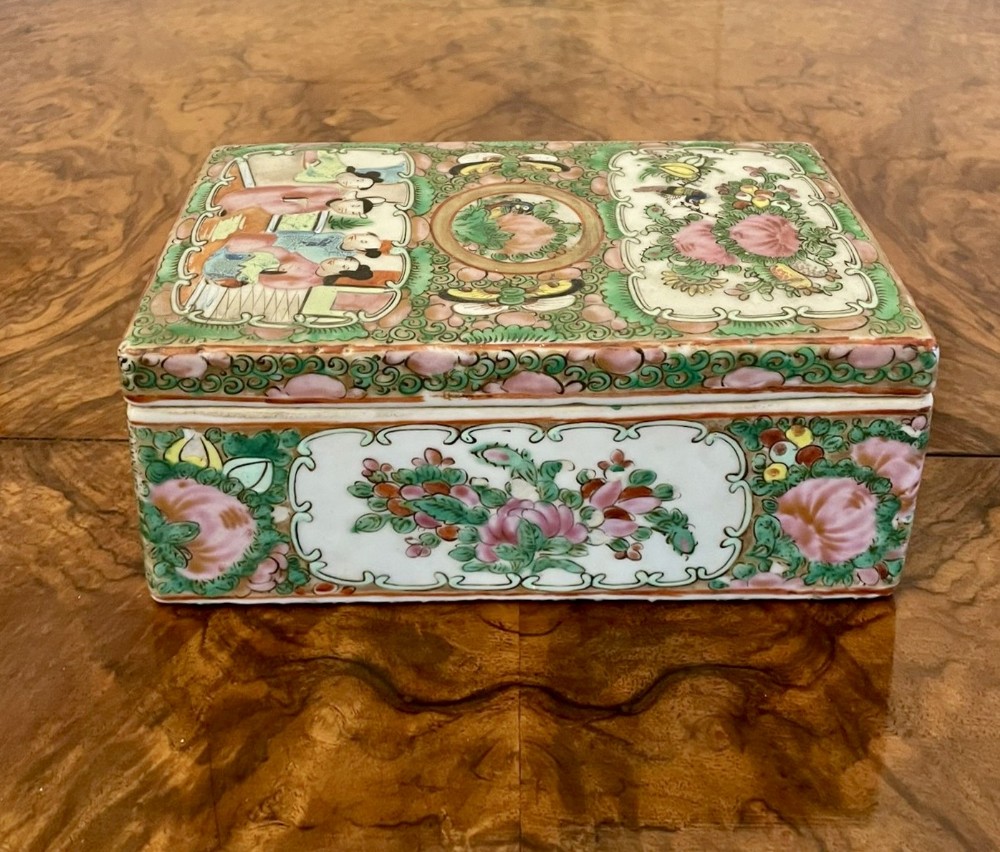 Antique 19th Century Quality Chinese Famille Rose Canton Lidded Pen Box