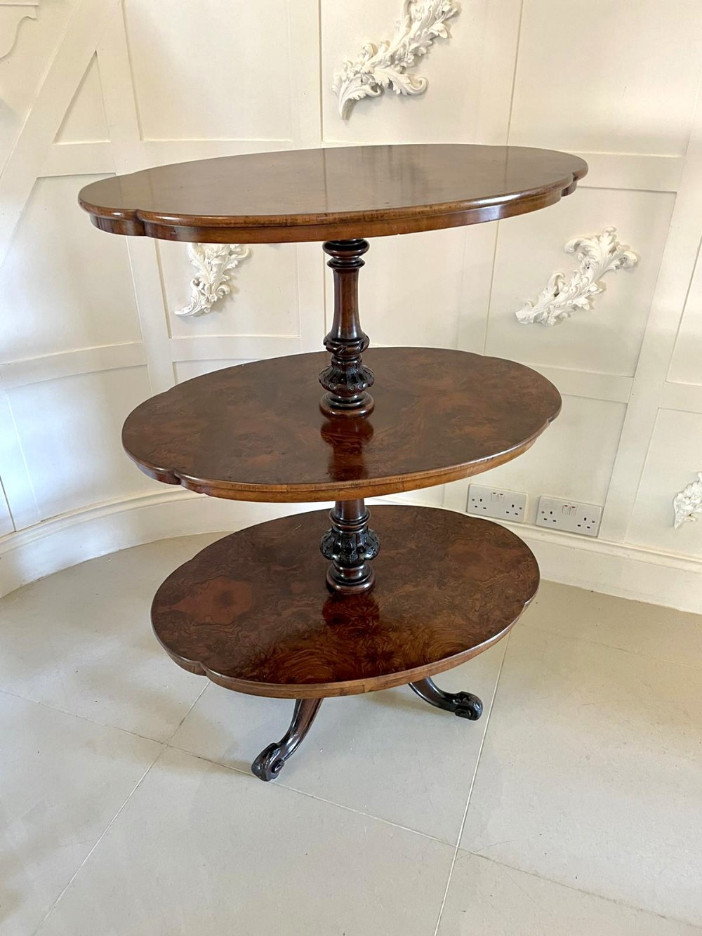 Unusual Antique Victorian Quality Burr Walnut Dumb Waiter