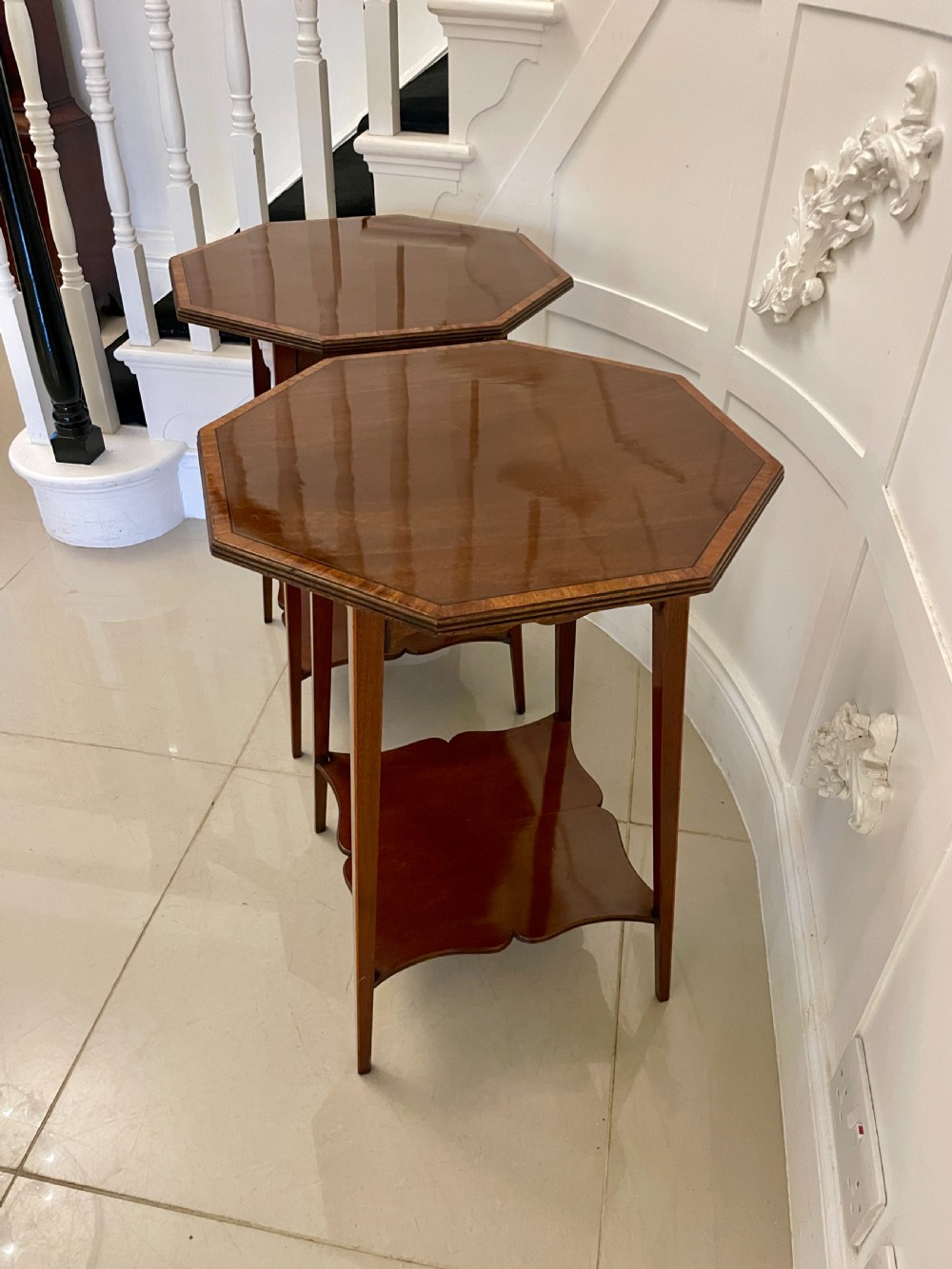 Pair of Antique Edwardian Quality Figured Mahogany Inlaid Lamp Tables View IV