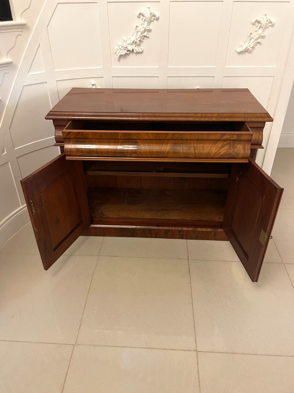 Antique Victorian Quality Figured Mahogany Sideboard View IX