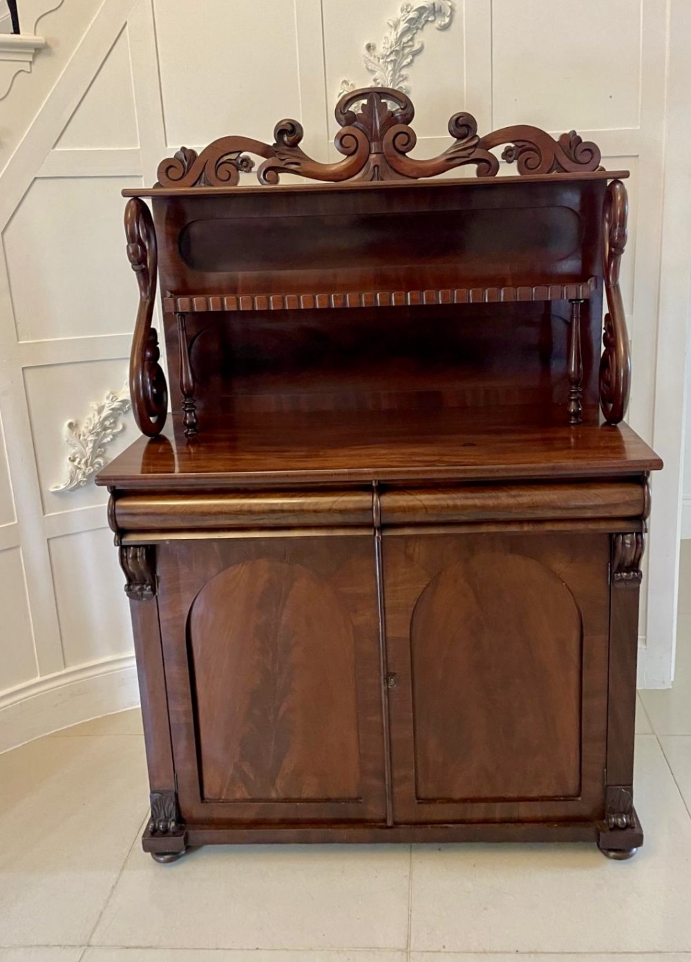 Antique Victorian Quality Carved Figured Mahogany Sideboard 