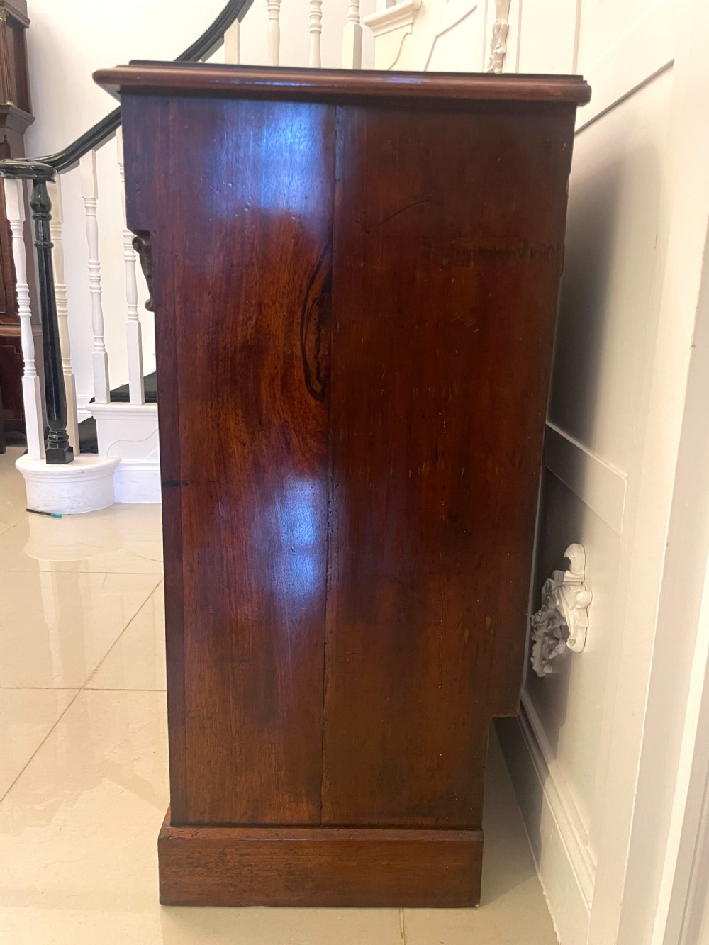 Antique Victorian Quality Figured Mahogany Sideboard  View VII