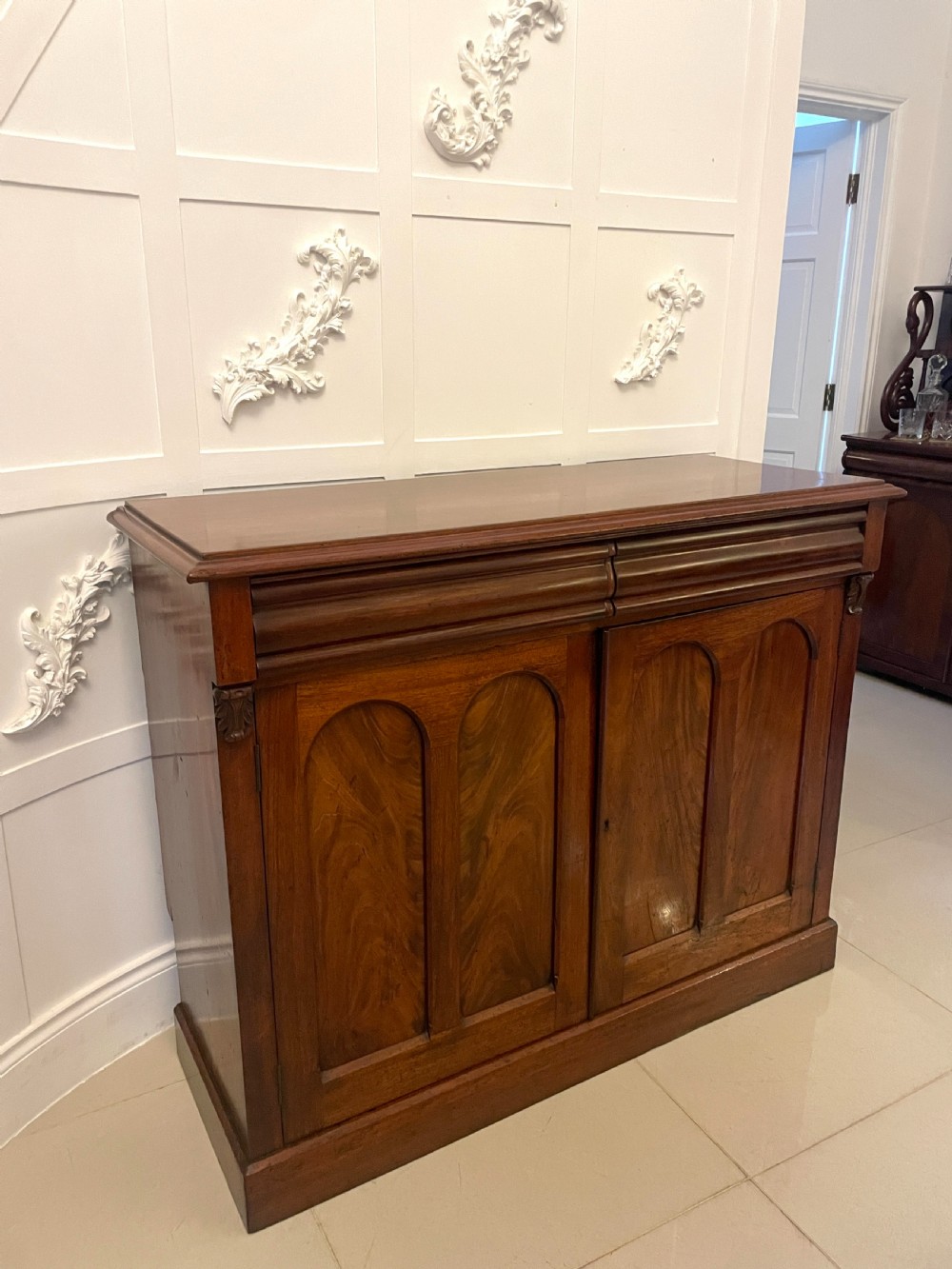 Antique Victorian Quality Figured Mahogany Sideboard  View XIII
