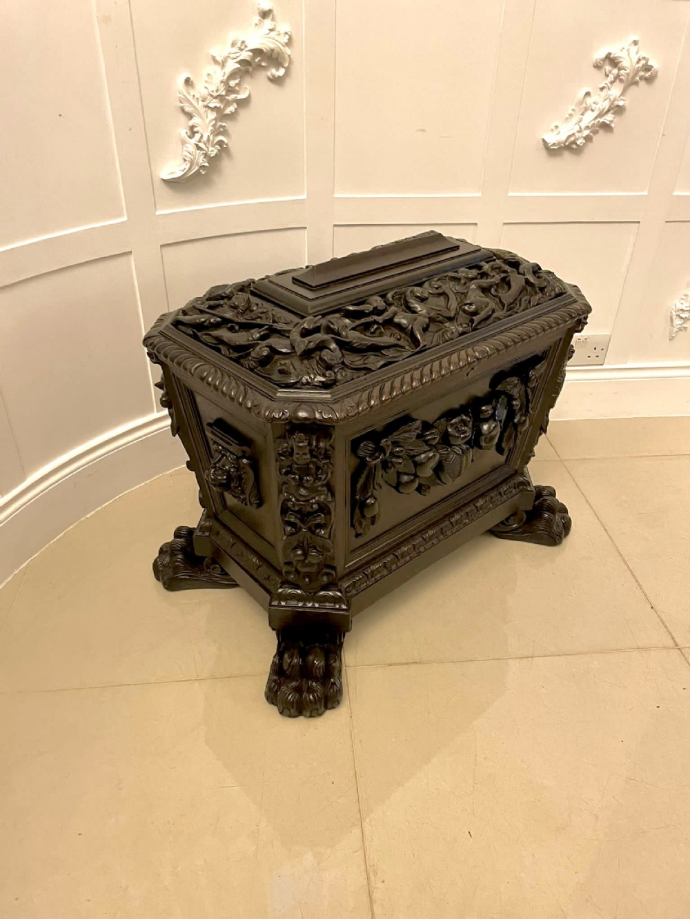 Outstanding Quality Antique Victorian Freestanding Carved Oak Wine Cooler 