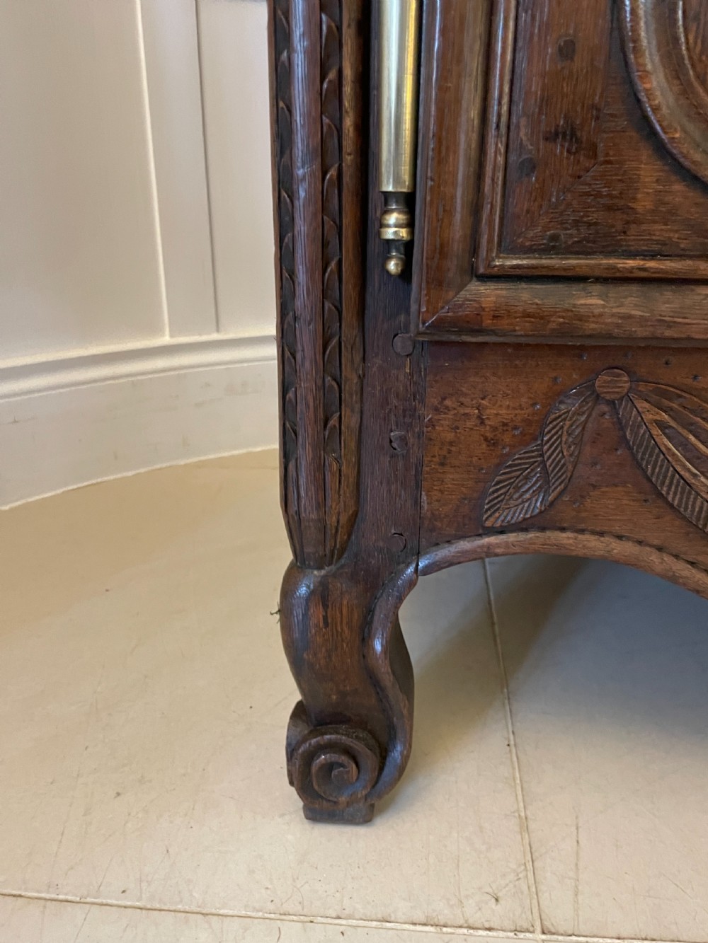 Outstanding Quality Antique 18th Century Carved Oak Armoire/Wardrobe  View VIII