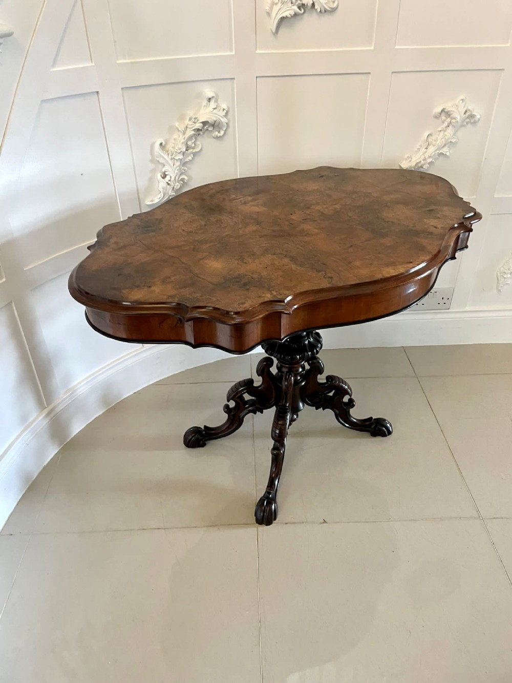 Antique Victorian Quality Burr Walnut Centre Table 