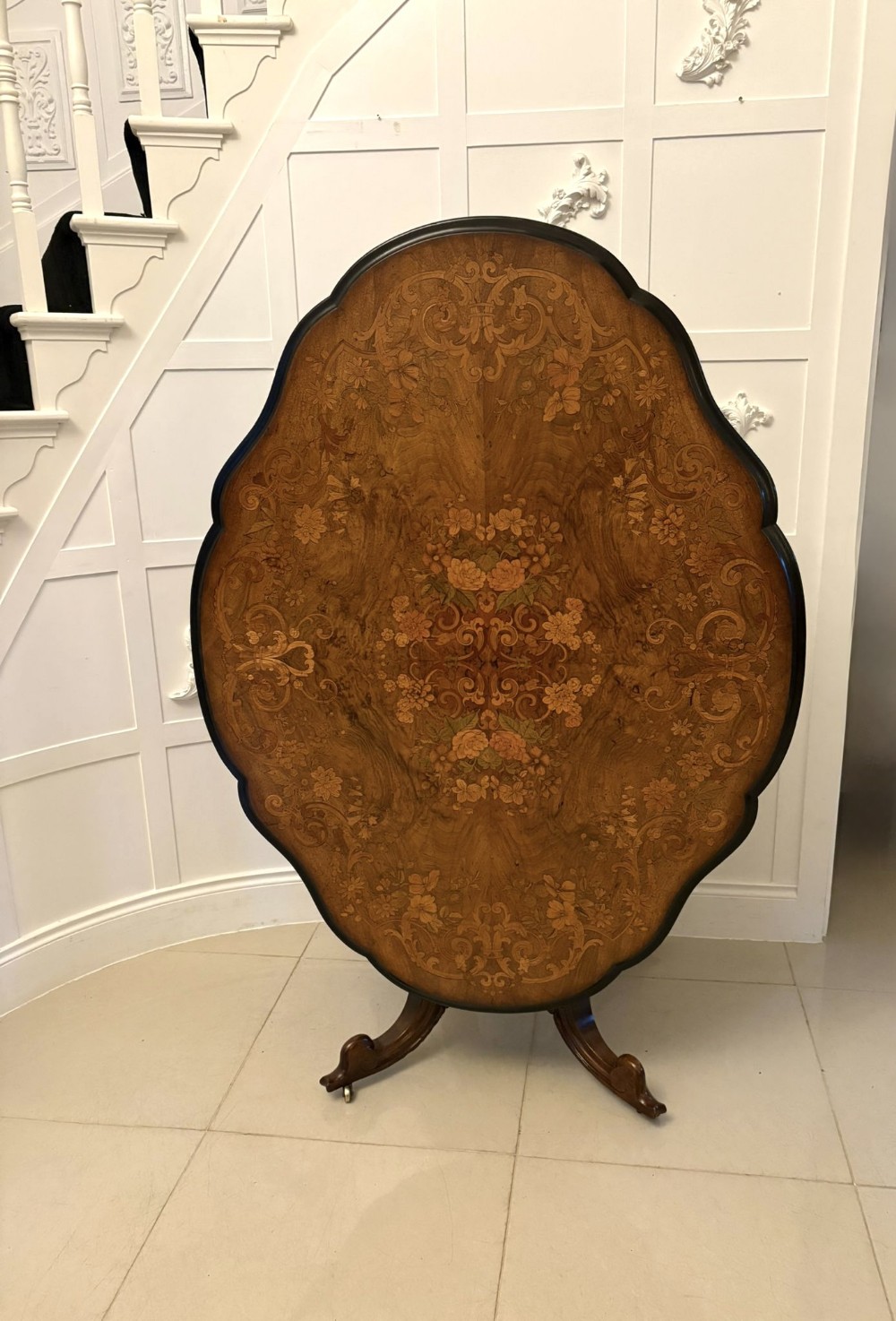 Outstanding Quality Antique Victorian Floral Marquetry Centre Table 