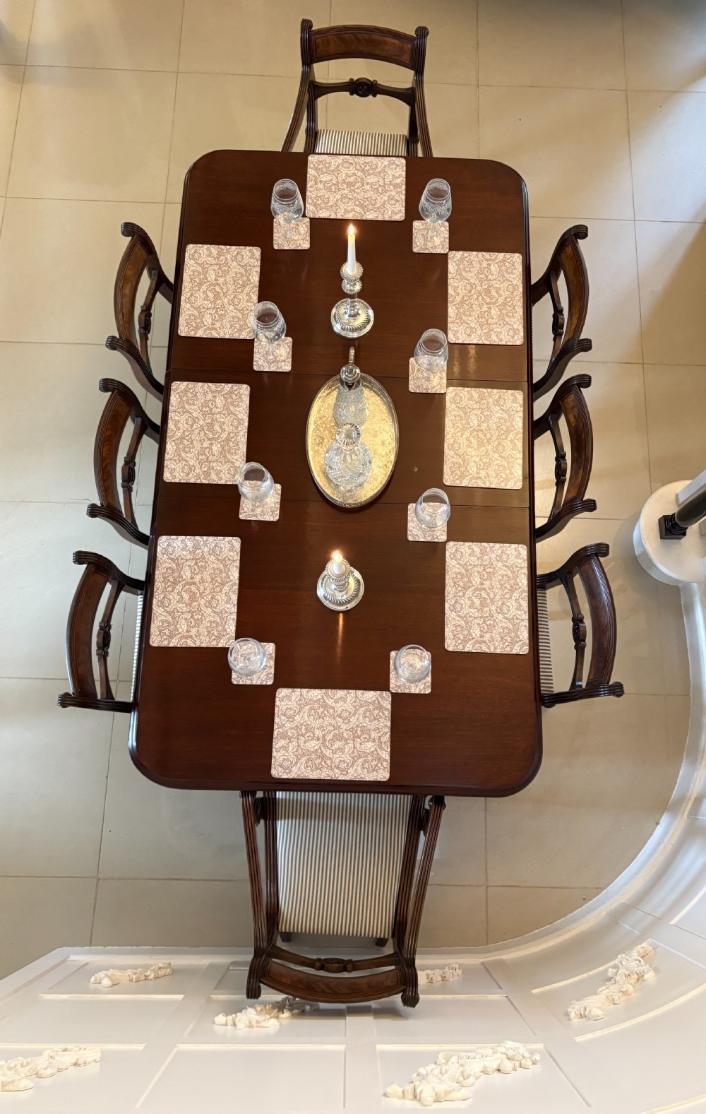 Superb Quality 8 Seater Antique Victorian Figured Mahogany Extending Dining Table  View VII
