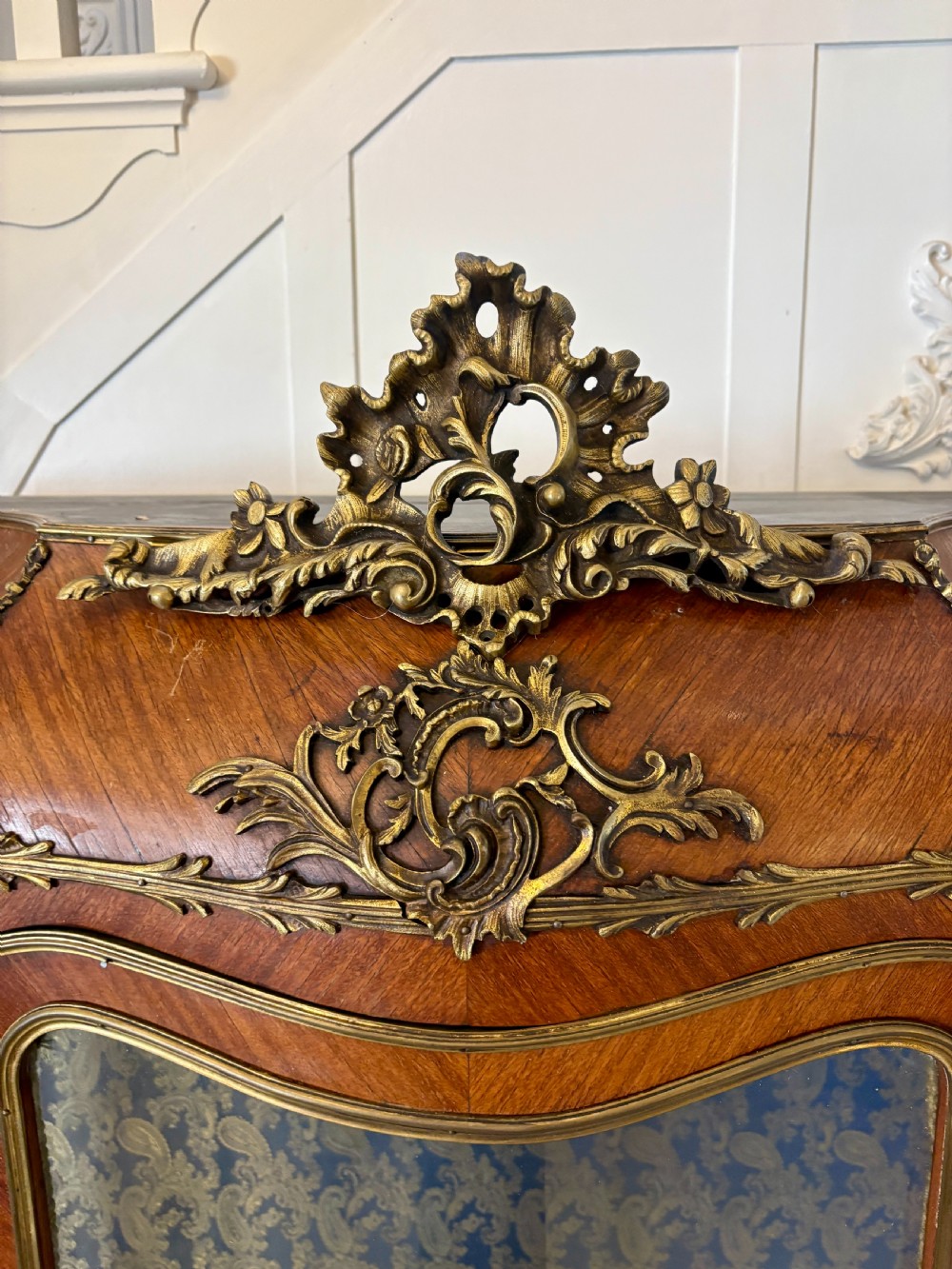 Antique 19th Century French Quality Kingwood Ormolu Mounted Display Cabinet  View IX