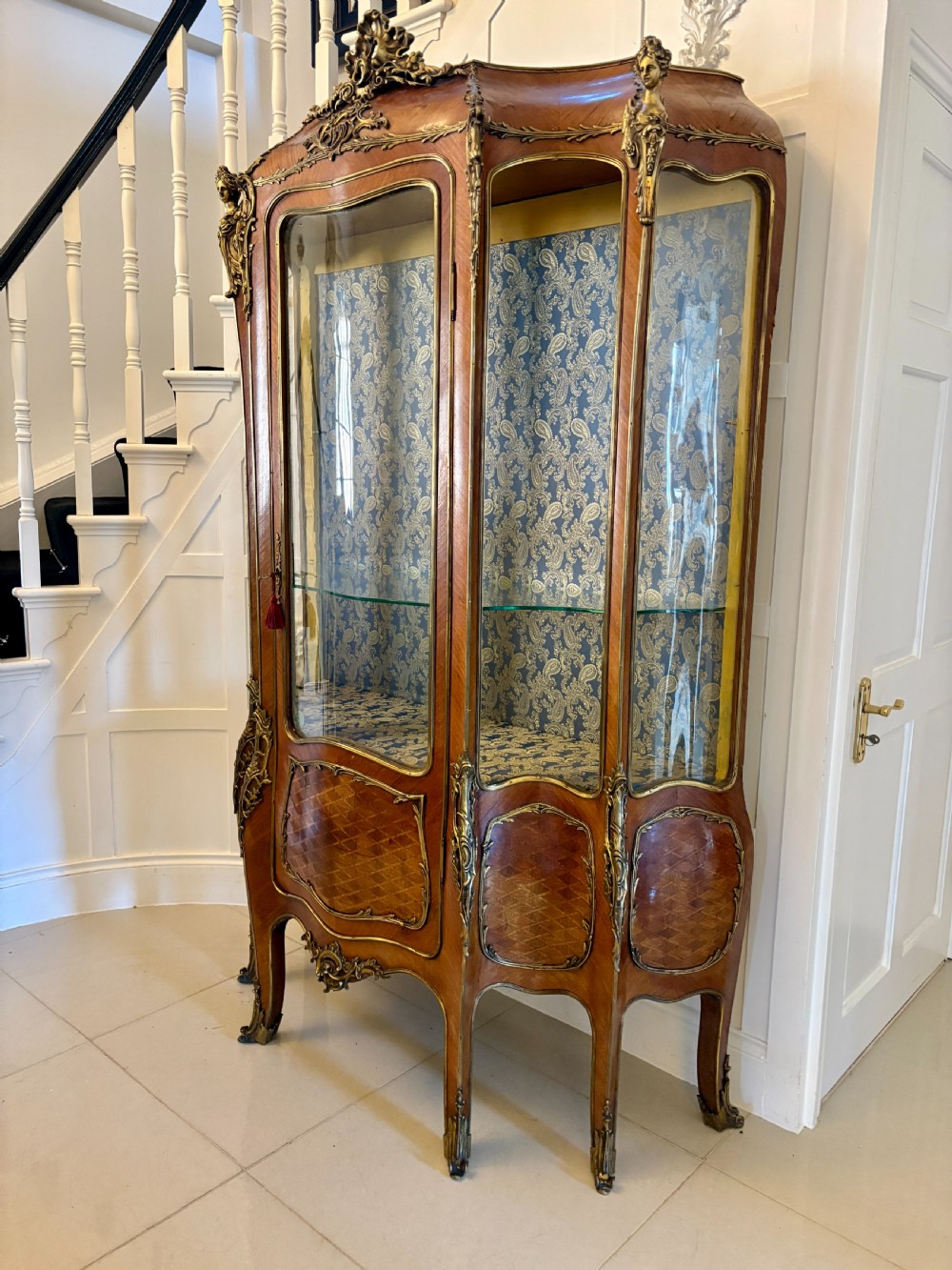 Antique 19th Century French Quality Kingwood Ormolu Mounted Display Cabinet  View XIII