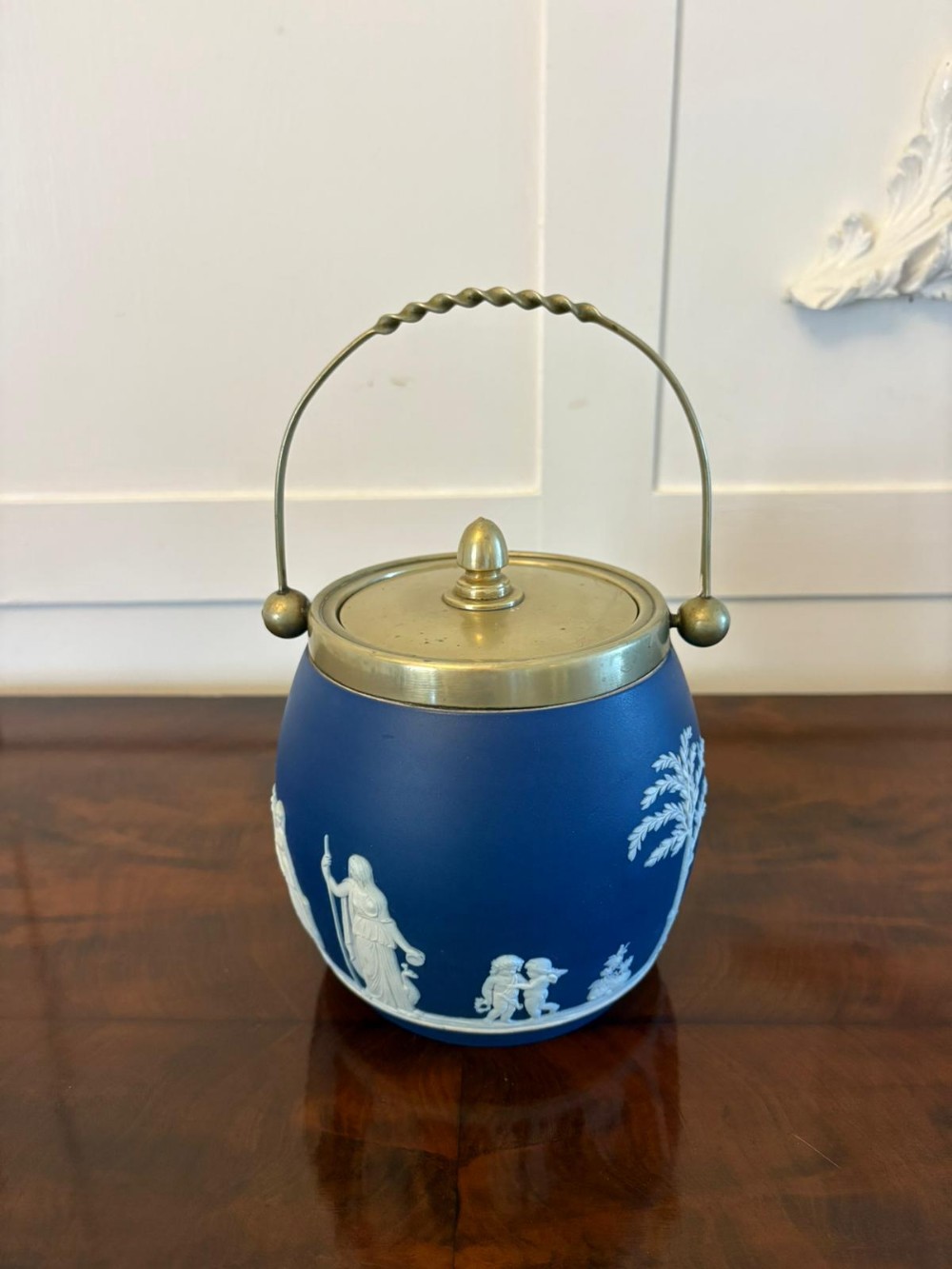 Antique Victorian Quality Wedgwood Jasperware Biscuit Barrel
