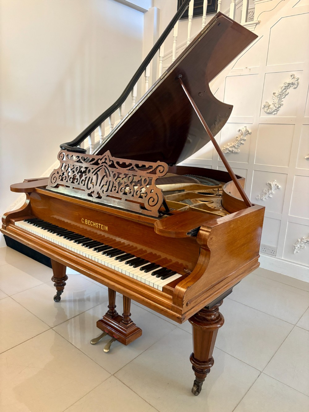 Exceptional Quality Antique C.Bechstein Victorian Rosewood Boudoir Grand Piano Model V (1898) View II