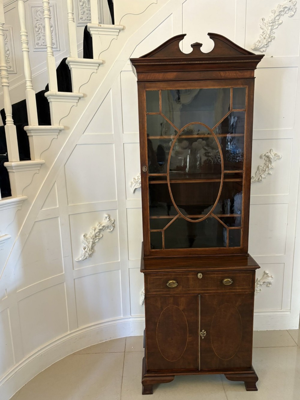 Outstanding Quality Antique Victorian Mahogany Inlaid Bookcase
