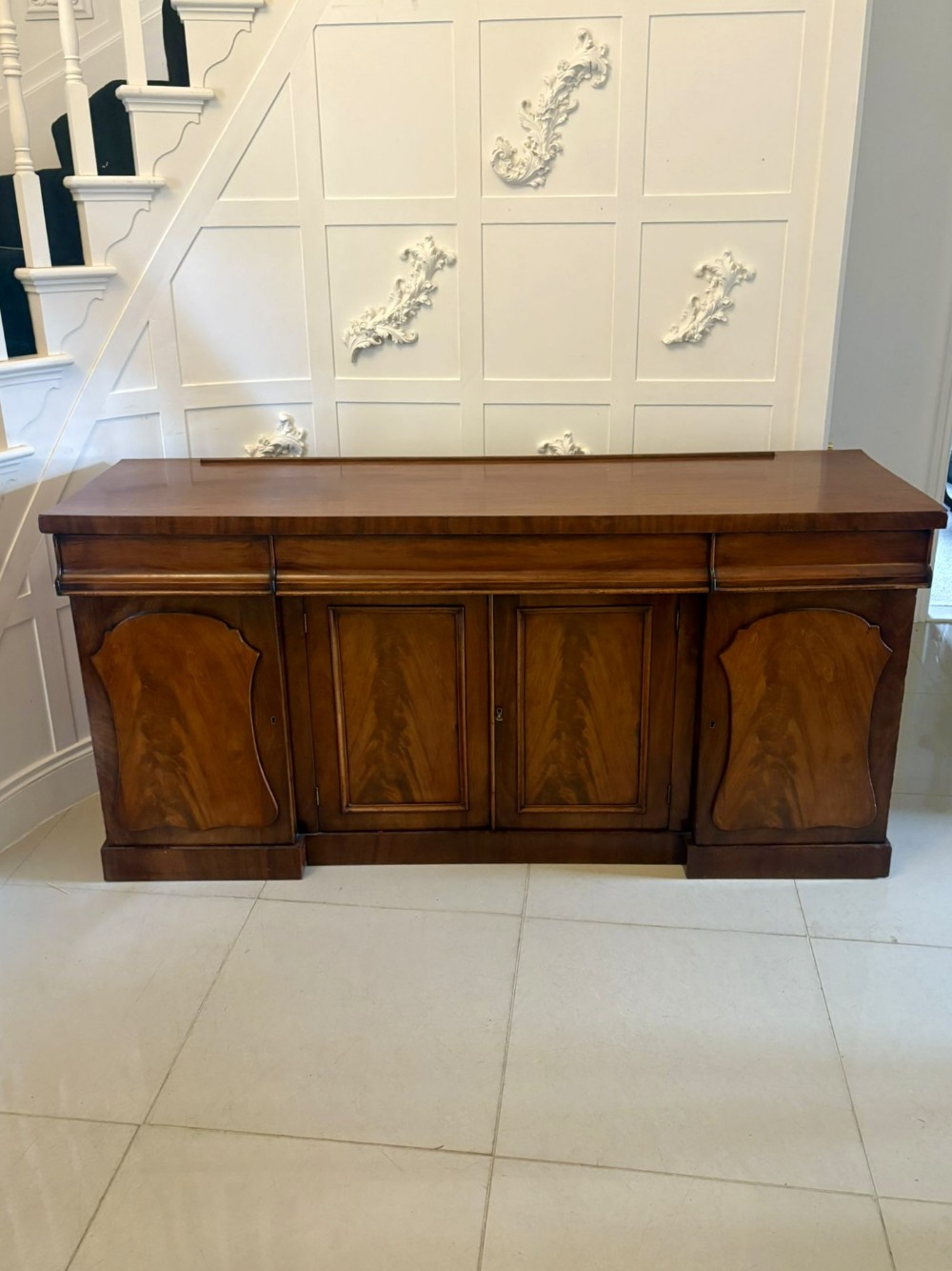 Antique Victorian Quality Figured Mahogany Sideboard 
