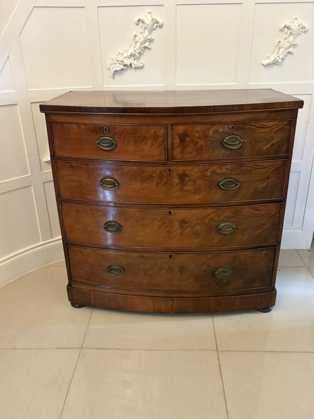 Antique Victorian Quality Figured Mahogany Bow Fronted Chest of 5 Drawers 