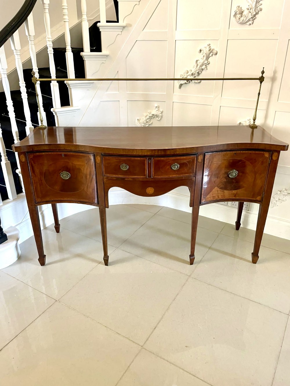 Antique George III Quality Mahogany Inlaid Serpentine Shaped Sideboard