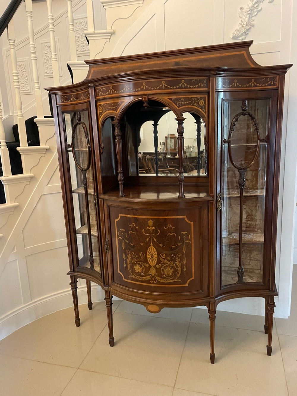 Outstanding Quality Antique Victorian Mahogany Inlaid Serpentine Shape Display Cabinet