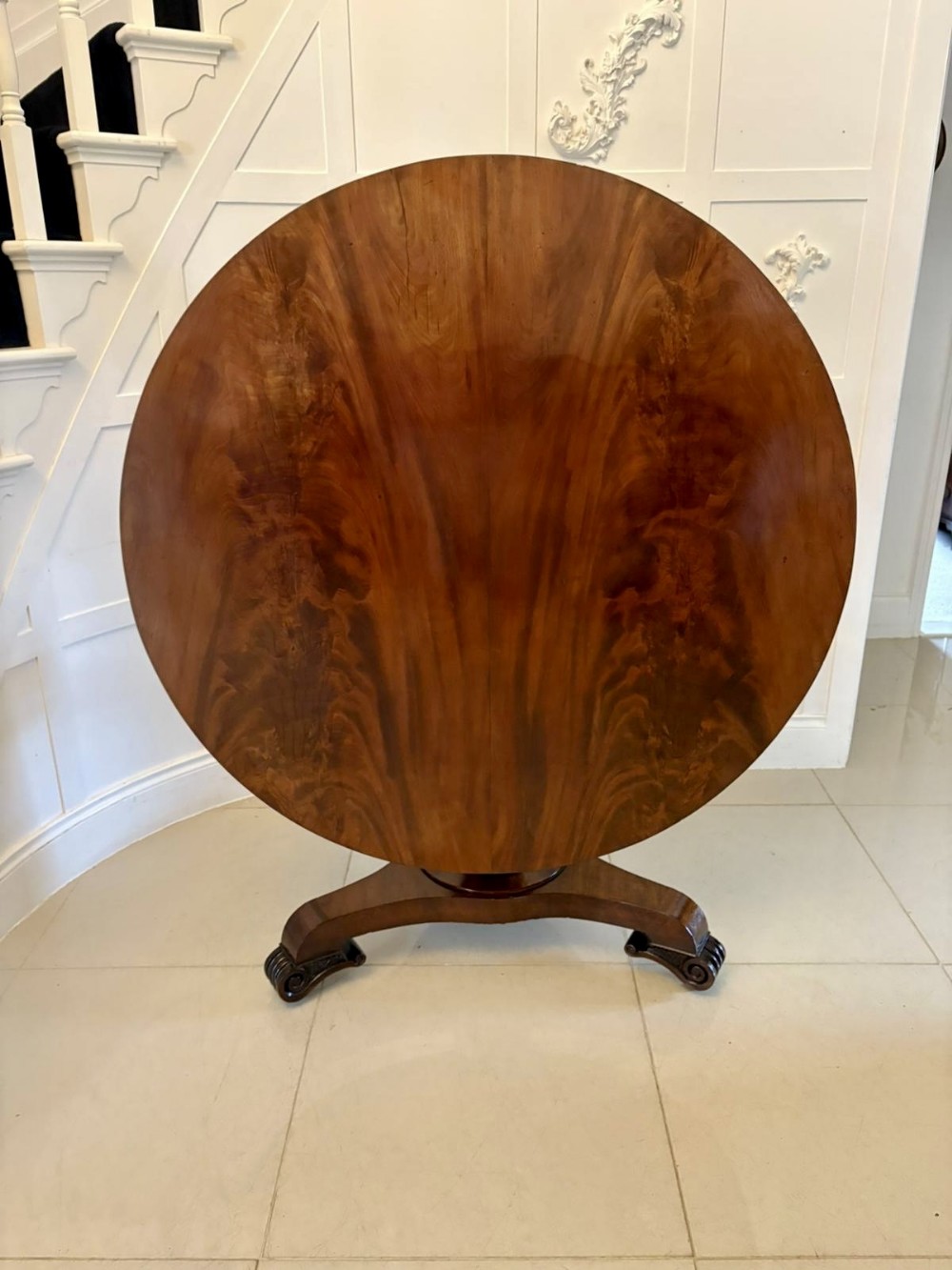 Antique Regency 6 Seater Quality Figured Mahogany Circular Dining Table