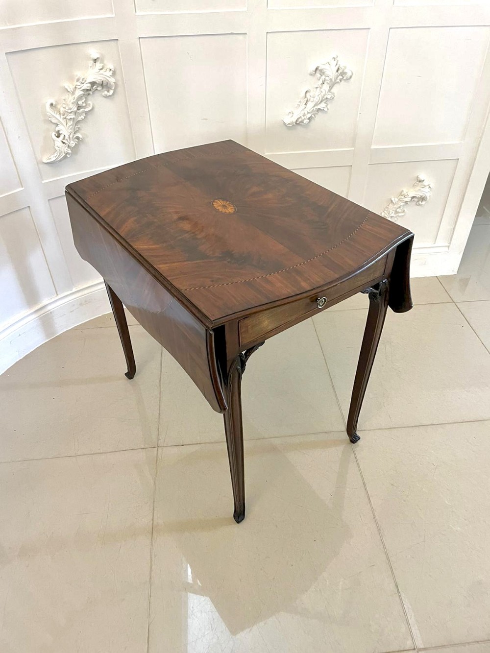 Antique 18th Century George III Quality Mahogany Inlaid Butterfly Pembroke Table 