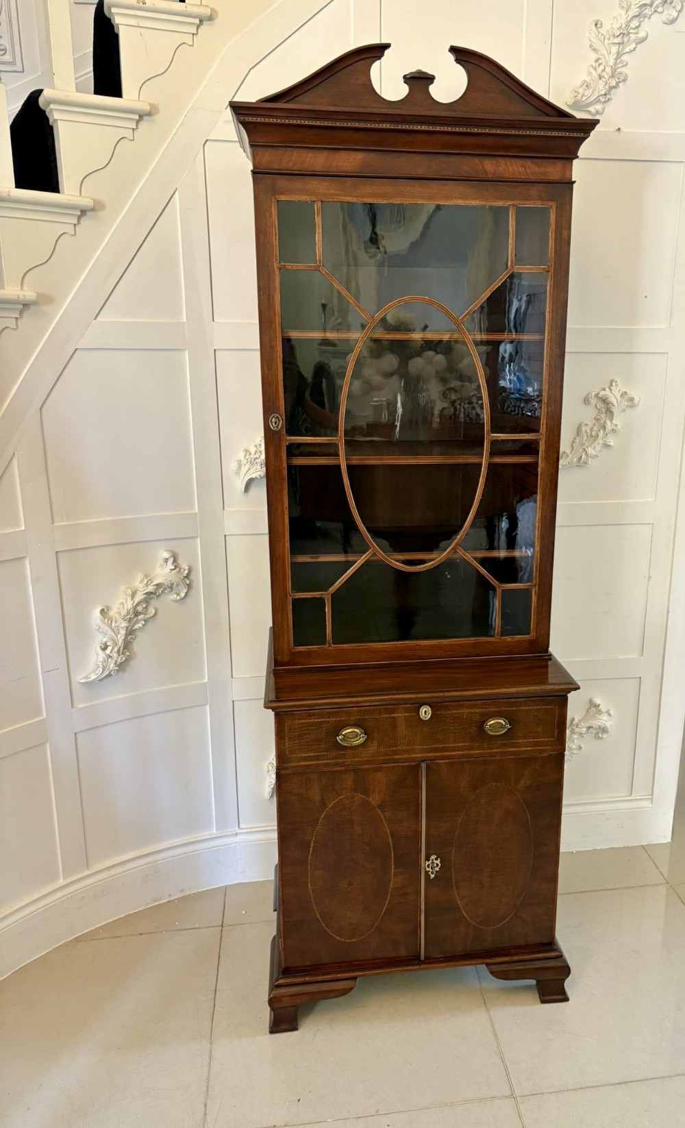 Outstanding Quality Antique Victorian Mahogany Inlaid Bookcase