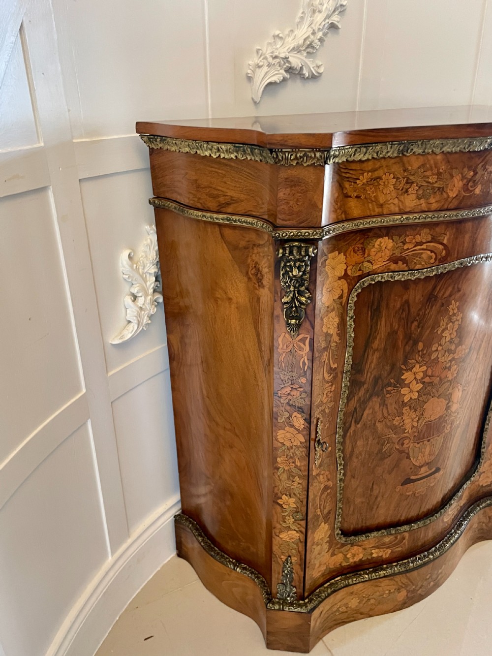 Outstanding Quality Antique Victorian Burr Walnut Inlaid Floral Marquetry Side Cabinet View IX