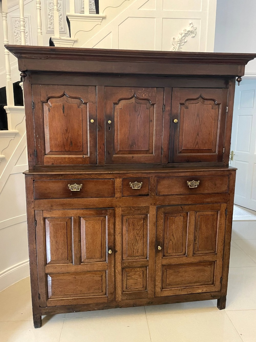 Antique 17th Century Large Welsh Quality Oak Deuddarn Cupboard 