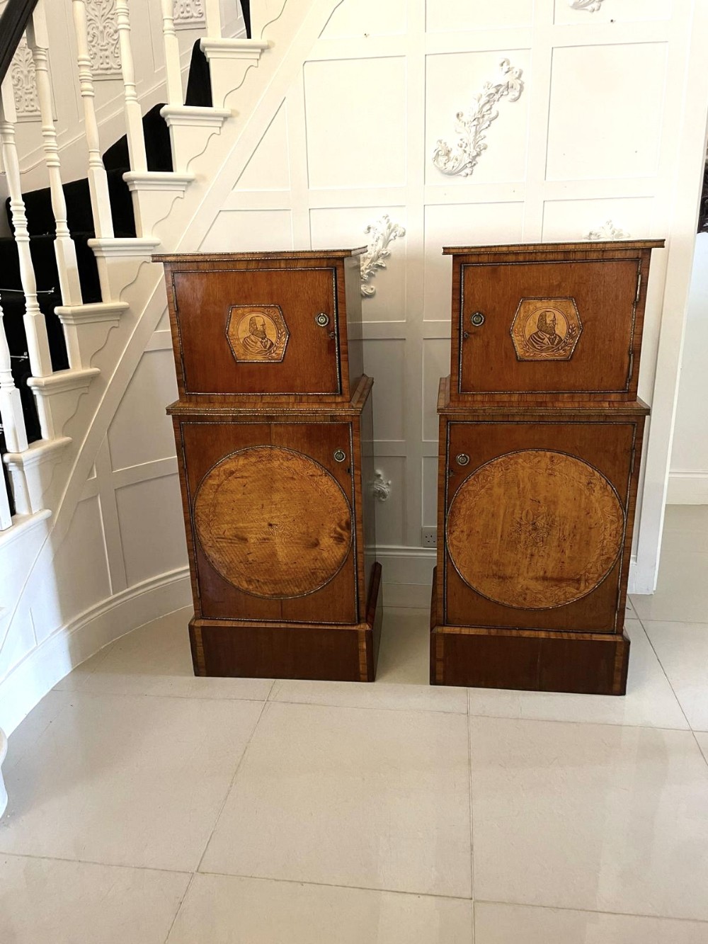 Unusual Pair of Antique George III Quality Inlaid Mahogany and Kingwood Pedestals 