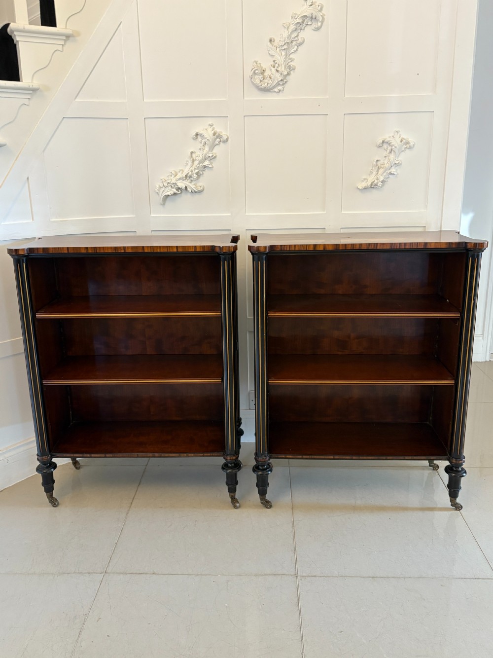 Superior Quality Pair of Antique Edwardian Rosewood Open Bookcases