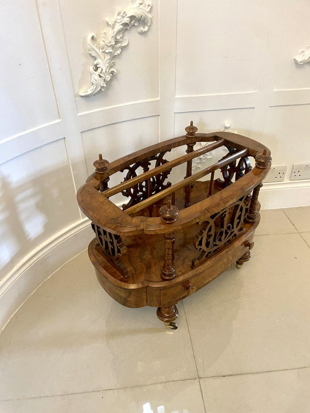 Outstanding Quality Antique Victorian Burr Walnut Freestanding Canterbury