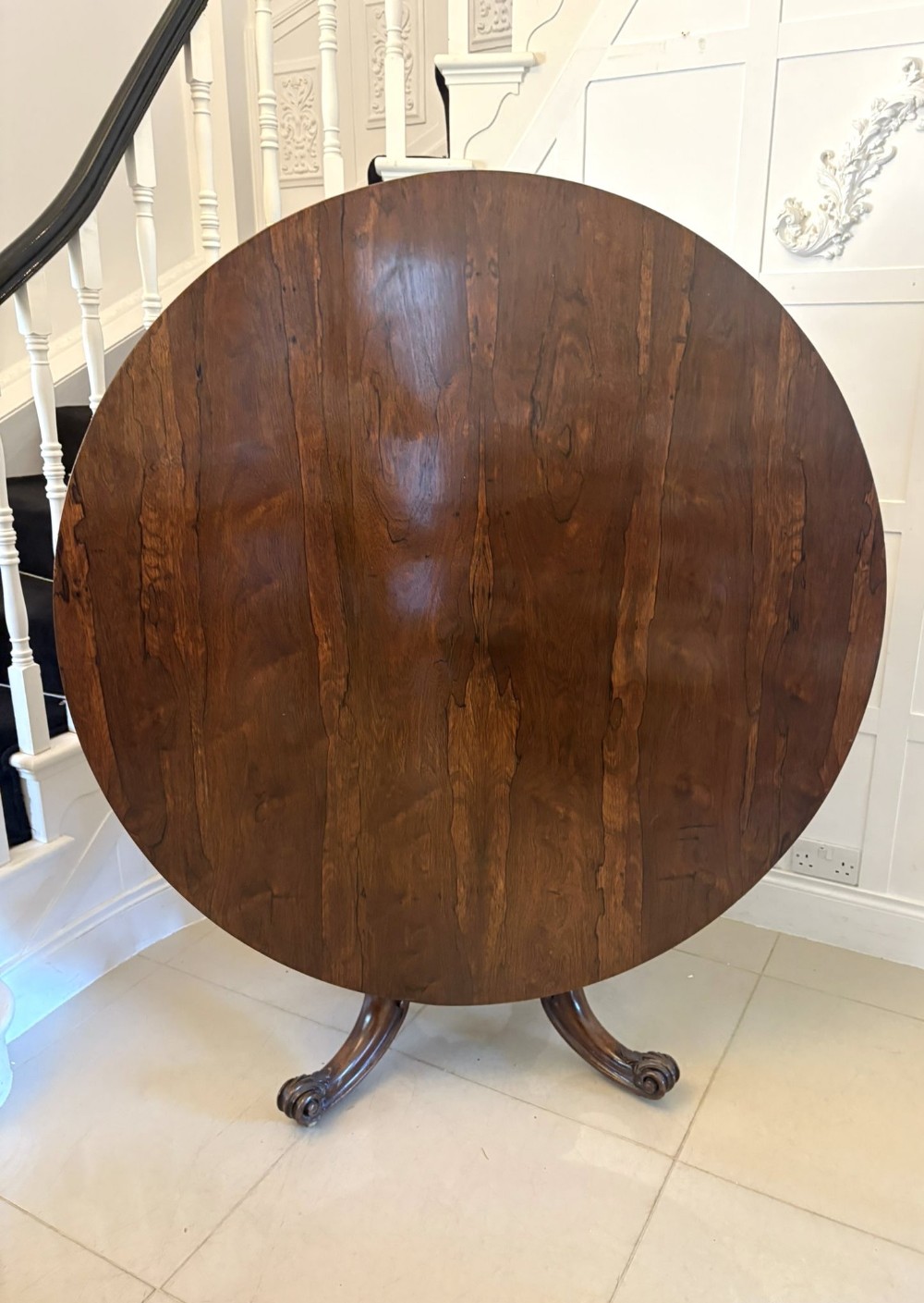 Outstanding Quality Antique Victorian Carved Rosewood Circular Dining Table