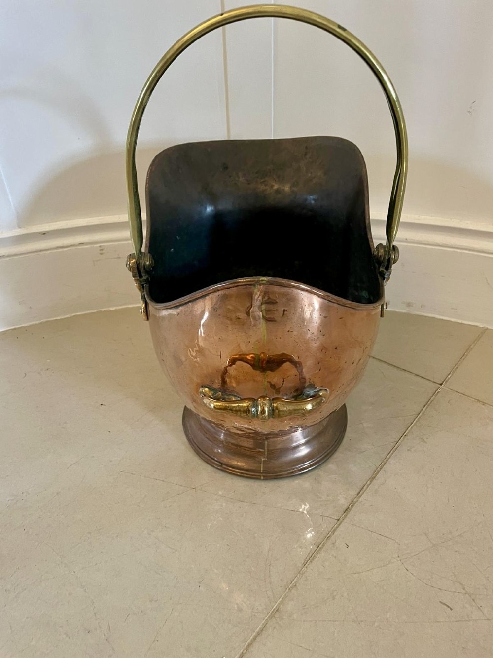 Antique George III Quality Coal Scuttle View IV
