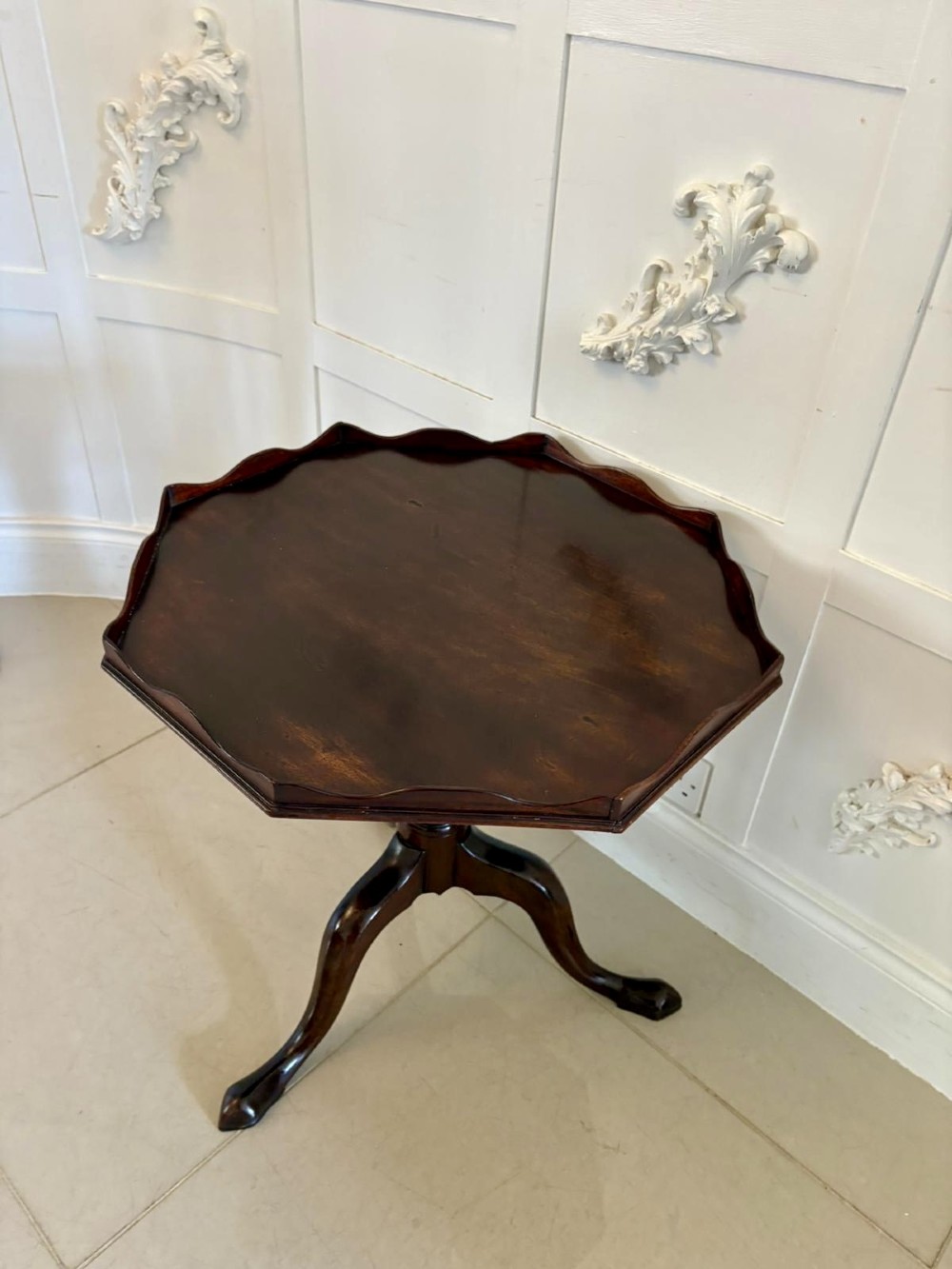 Antique George III Quality Mahogany Lamp/Coffee Table View VIII