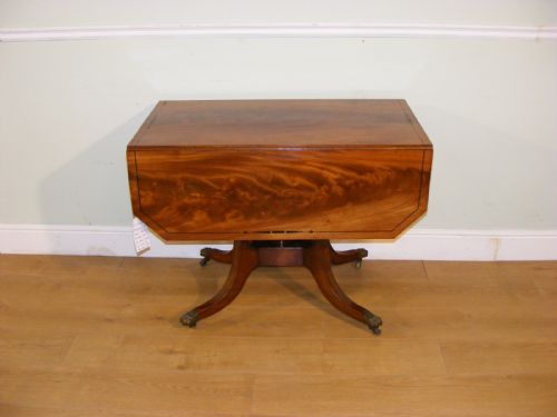 A 19TH CENTURY MAHOGANY AND INLAID PEDESTAL PEMBROKE TABLE - ADDITIONAL PHOTO 1