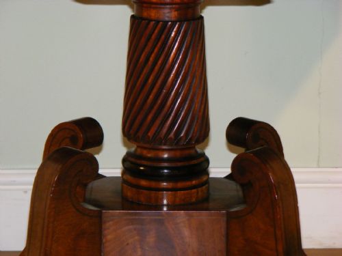 A 19TH CENTURY MAHOGANY AND INLAID PEDESTAL PEMBROKE TABLE - ADDITIONAL PHOTO 14