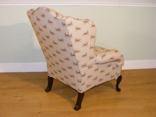 AN EDWARDIAN RECENTLY REUPHOLSTERED WINGBACK ARMCHAIR - ADDITIONAL PHOTO 15