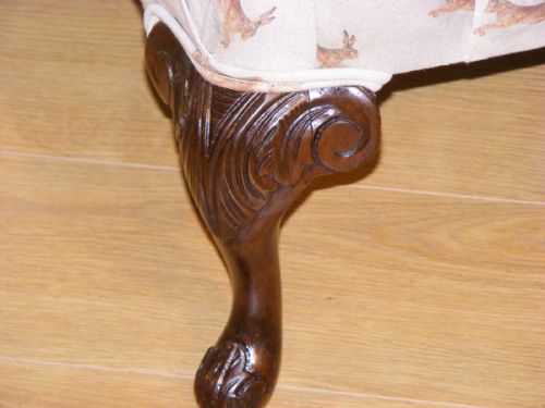 AN EDWARDIAN RECENTLY REUPHOLSTERED WINGBACK ARMCHAIR - ADDITIONAL PHOTO 18