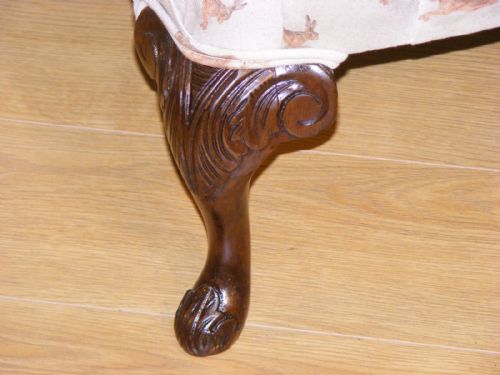 AN EDWARDIAN RECENTLY REUPHOLSTERED WINGBACK ARMCHAIR - ADDITIONAL PHOTO 19