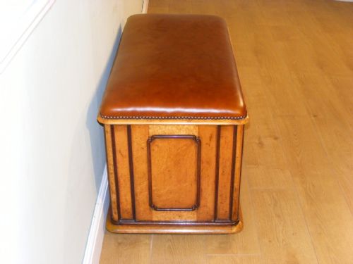 A 19TH CENTURY BIRCH OTTOMAN BLANKET BOX - ADDITIONAL PHOTO 9