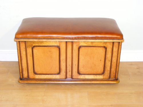 A 19TH CENTURY BIRCH OTTOMAN BLANKET BOX - ADDITIONAL PHOTO 15