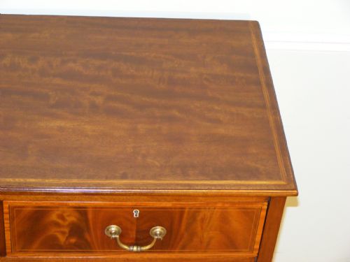 AN EDWARDIAN MAHOGANY AND INLAID CHEST OF DRAWERS - ADDITIONAL PHOTO 17