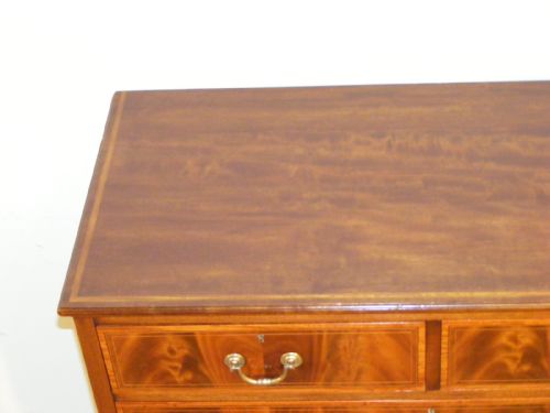 AN EDWARDIAN MAHOGANY AND INLAID CHEST OF DRAWERS - ADDITIONAL PHOTO 18