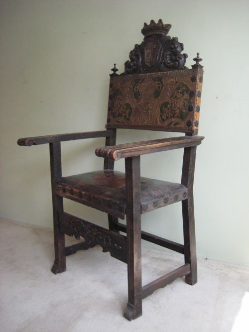 PAIR THRONE CHAIRS - ADDITIONAL PHOTO 2